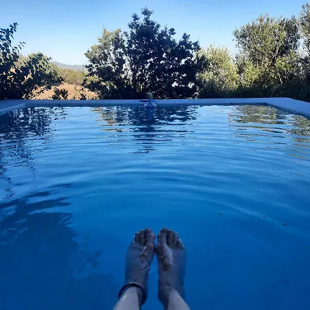 Alpujarra Guesthouse, Remote Off-grid Mountain Bed and breakfast *