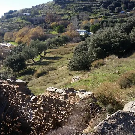 Bed and breakfast Alpujarra Guesthouse, Remote Off-grid Mountain Canar